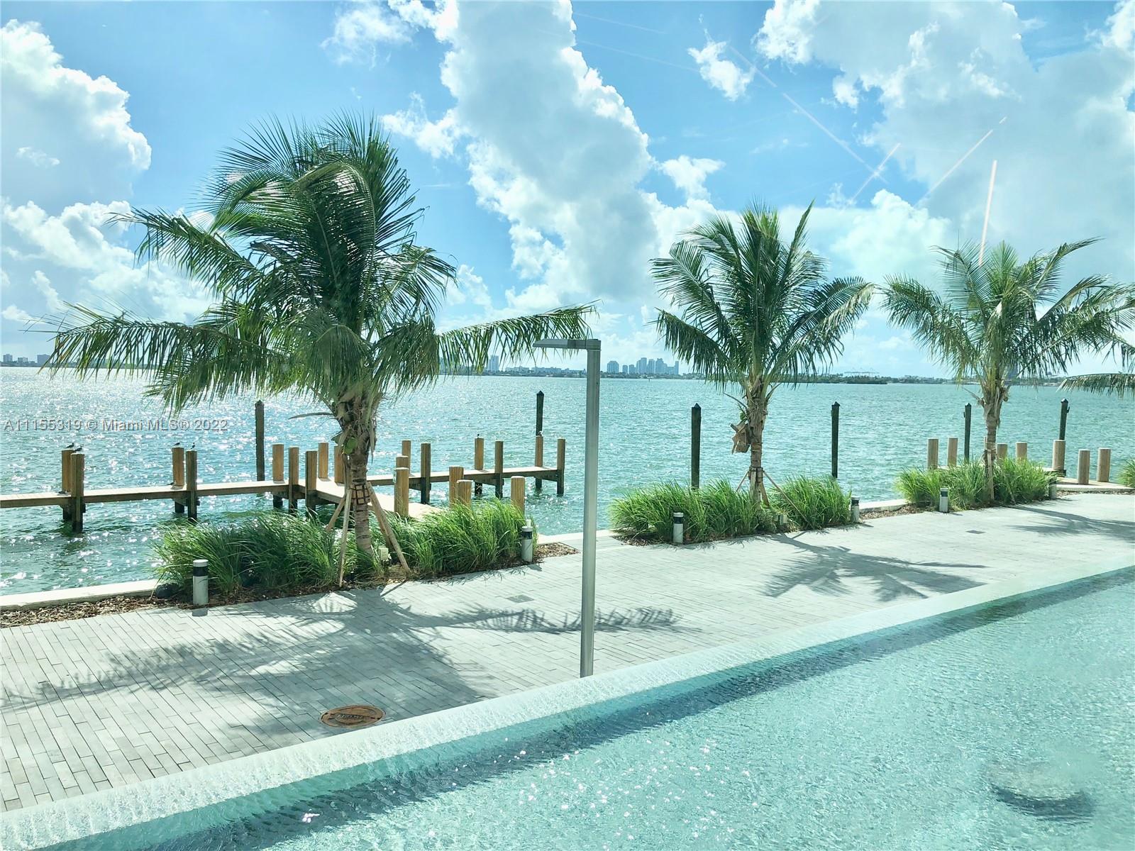 ONE PARAISO CONDO - Residential