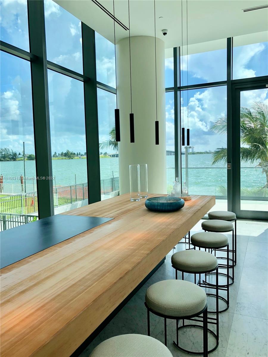 ONE PARAISO CONDO - Residential