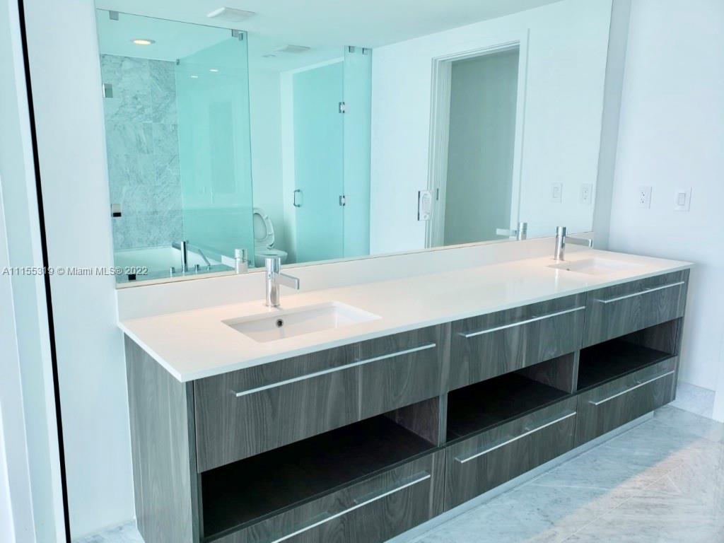 ONE PARAISO CONDO - Residential