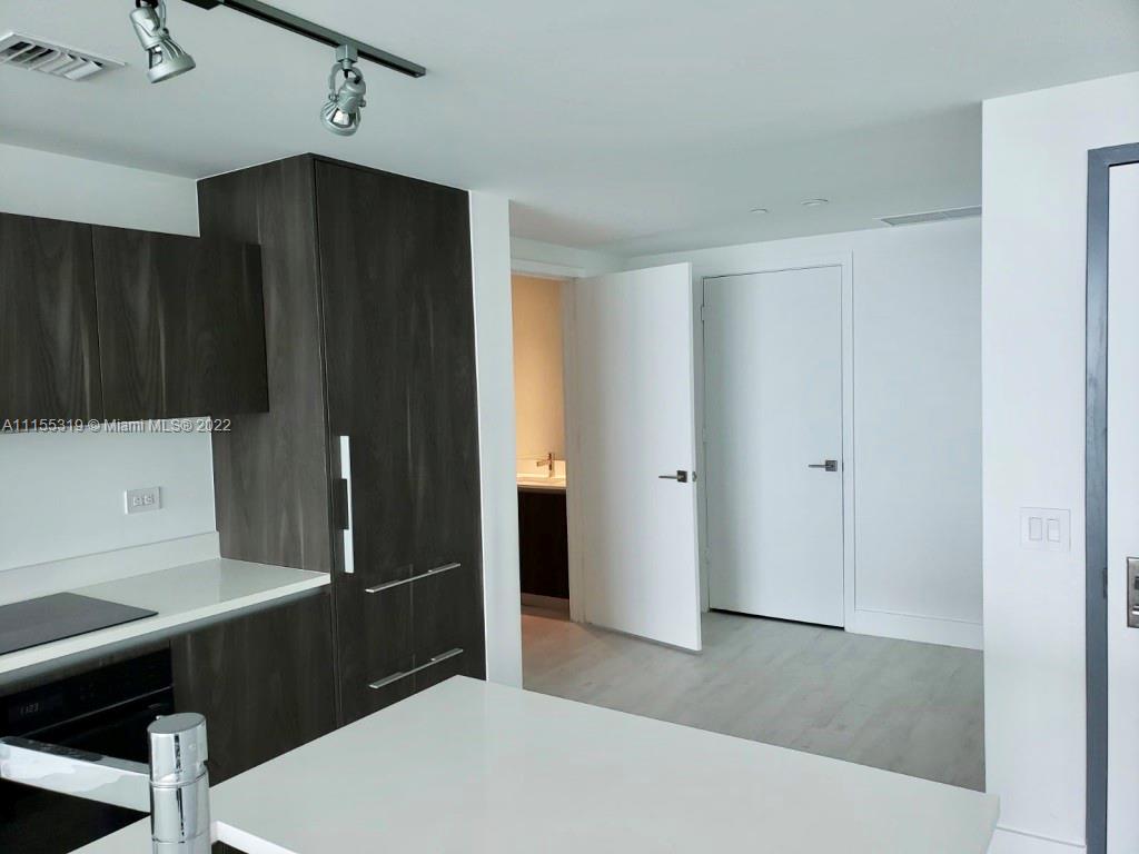 ONE PARAISO CONDO - Residential