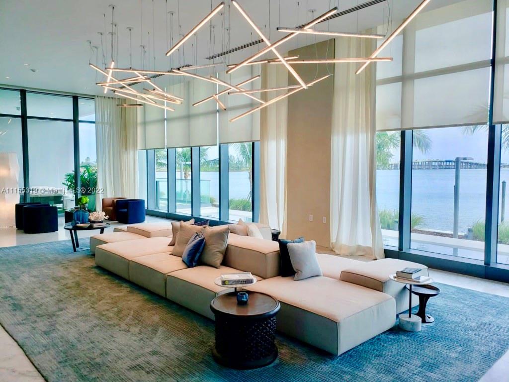 ONE PARAISO CONDO - Residential