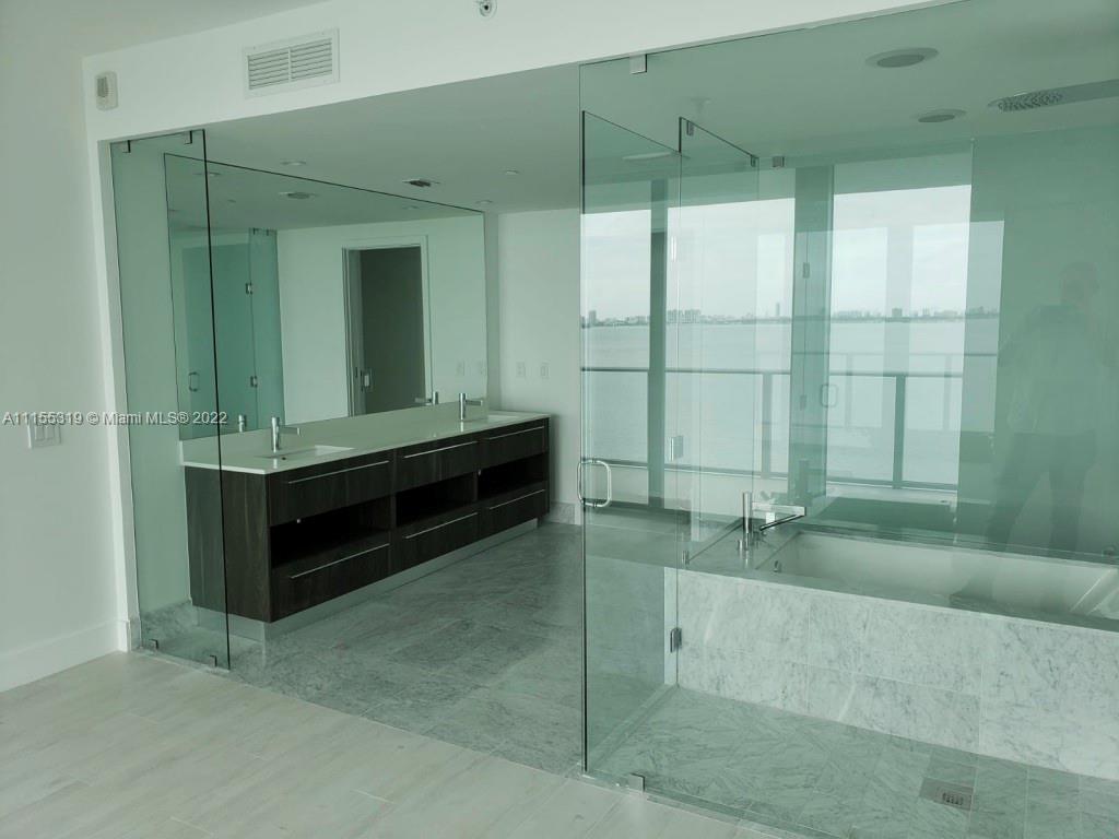 ONE PARAISO CONDO - Residential