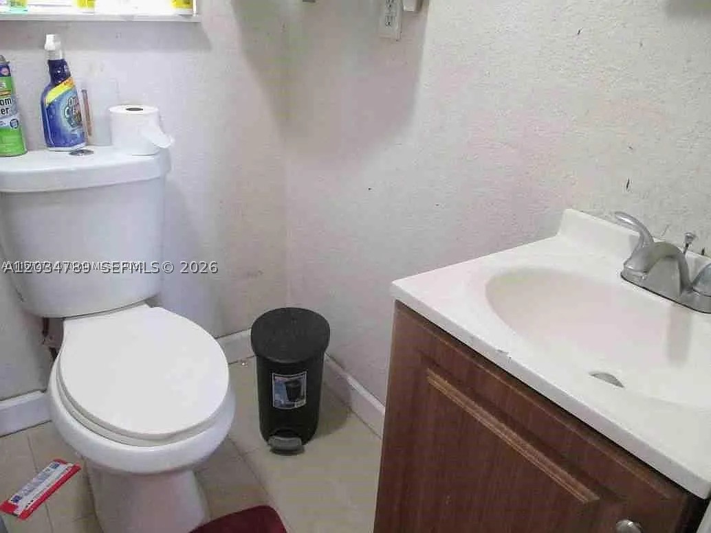 WEST BISCAYNE - Residential Income