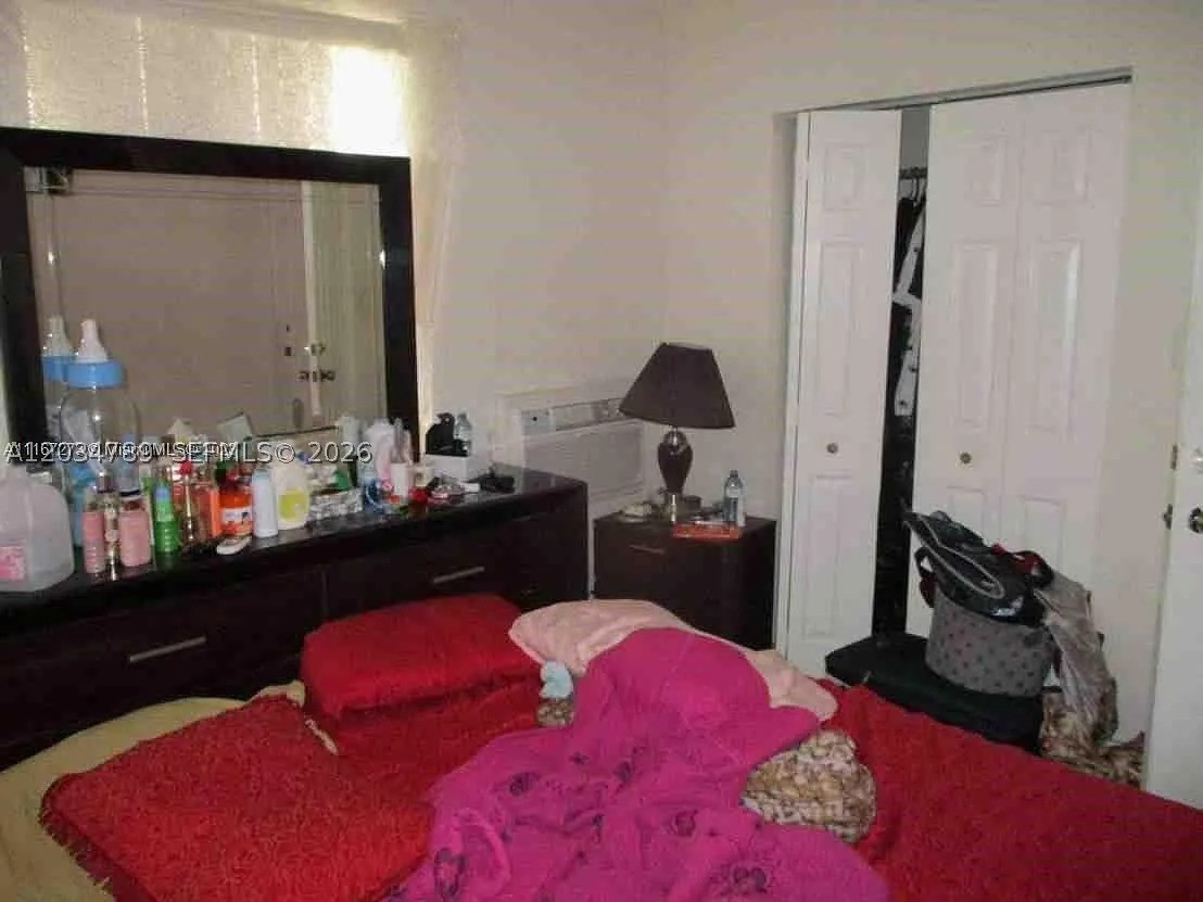 WEST BISCAYNE - Residential Income