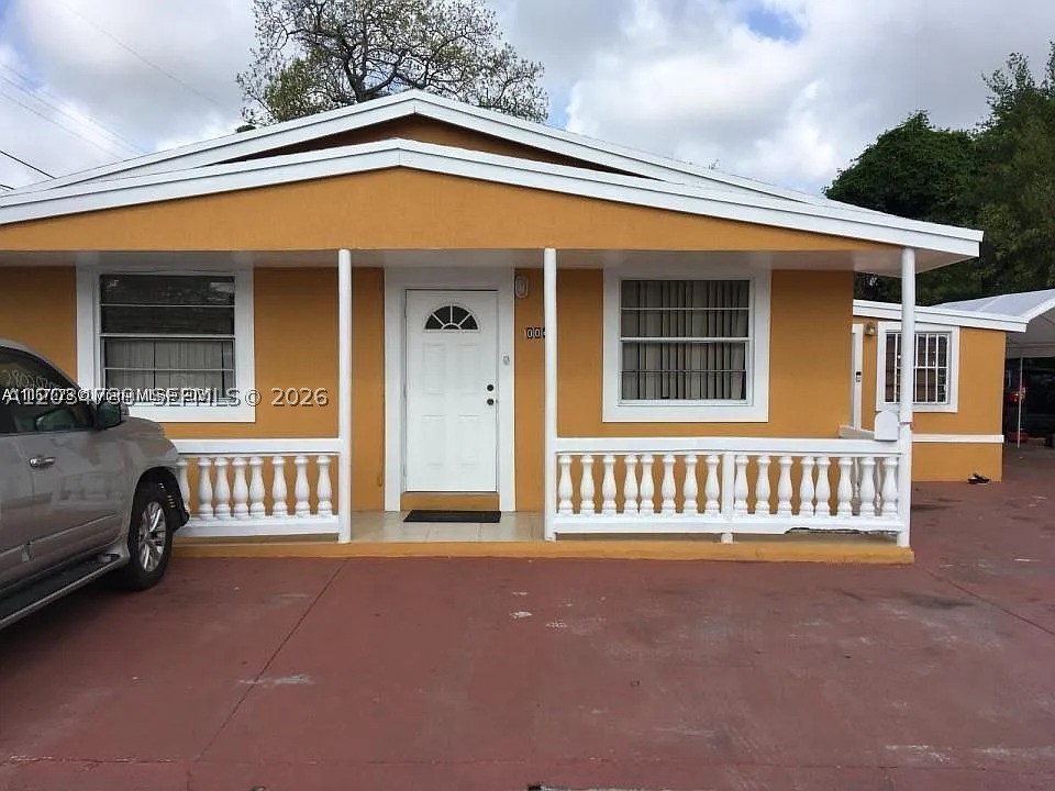 WEST BISCAYNE - Residential Income