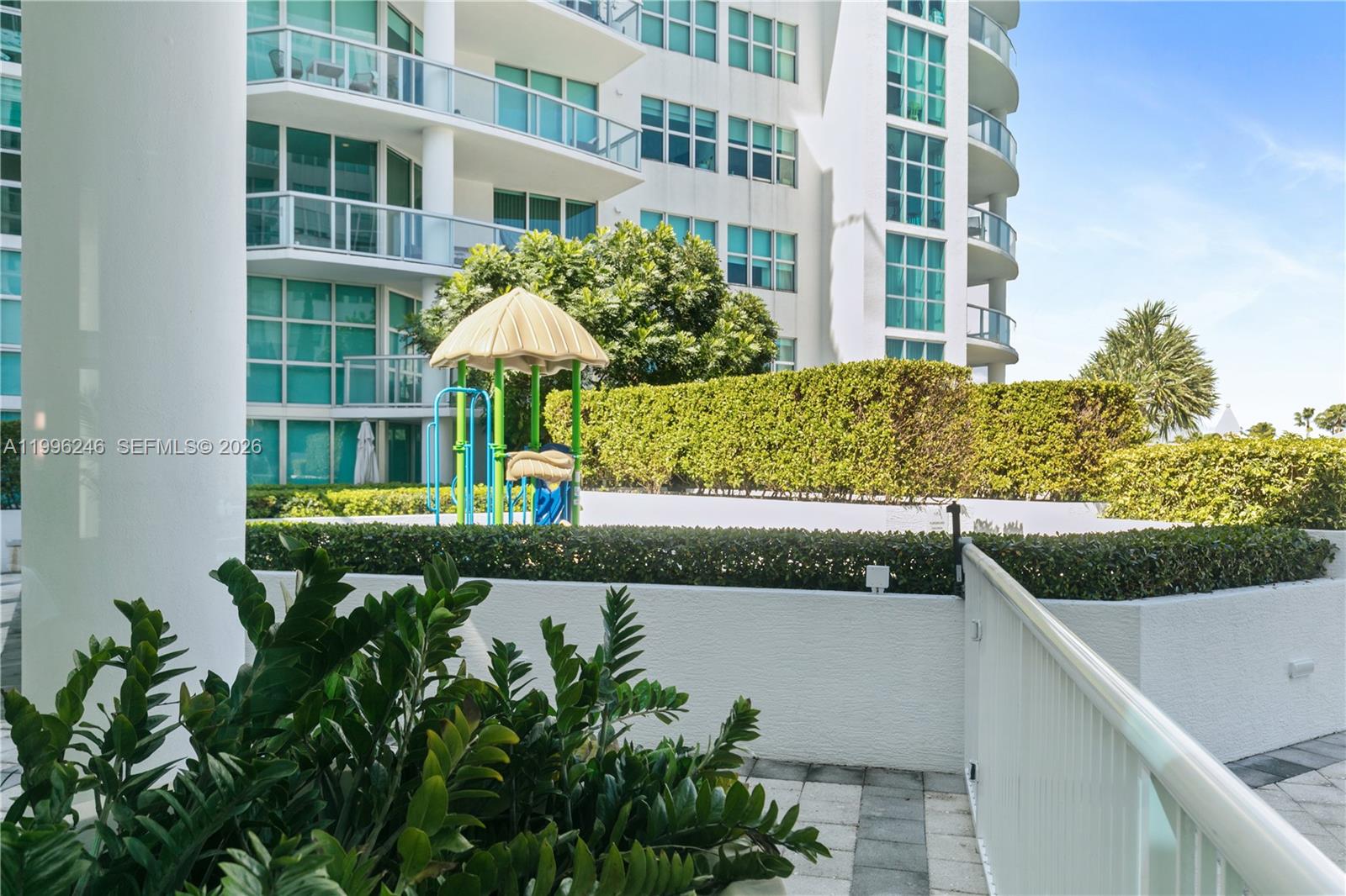 THE ATRIUM AT AVENTURA CO - Residential