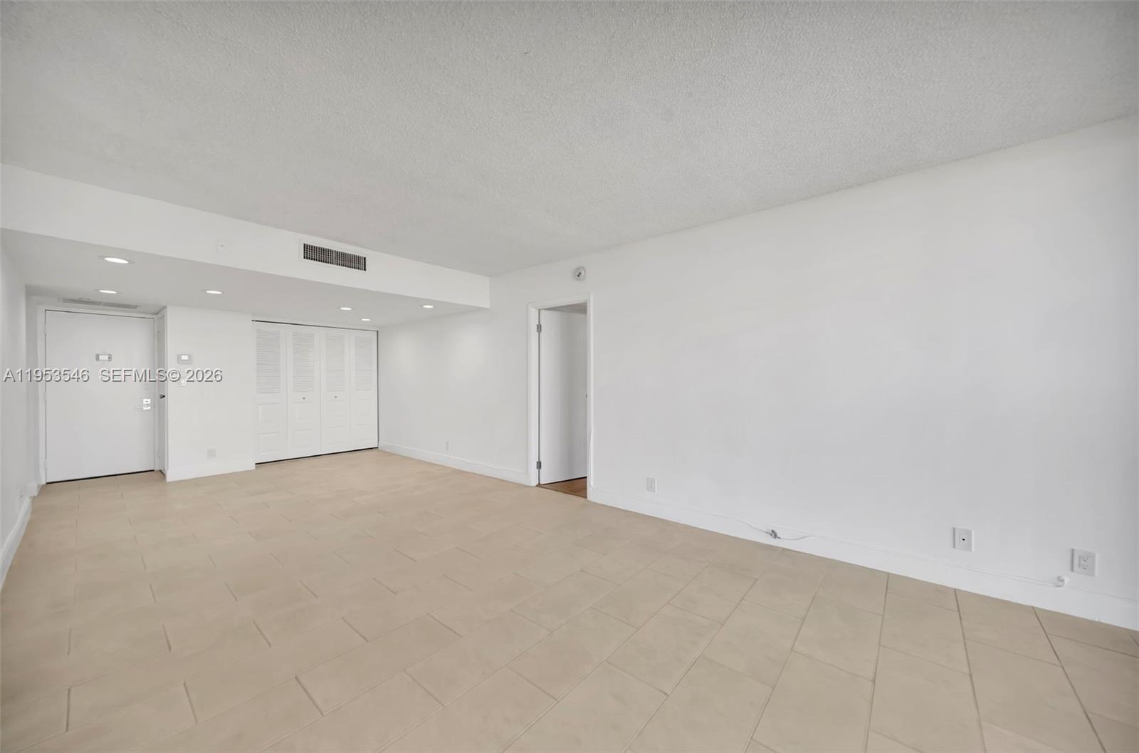 CORONADO CONDO- TOWER III - Residential