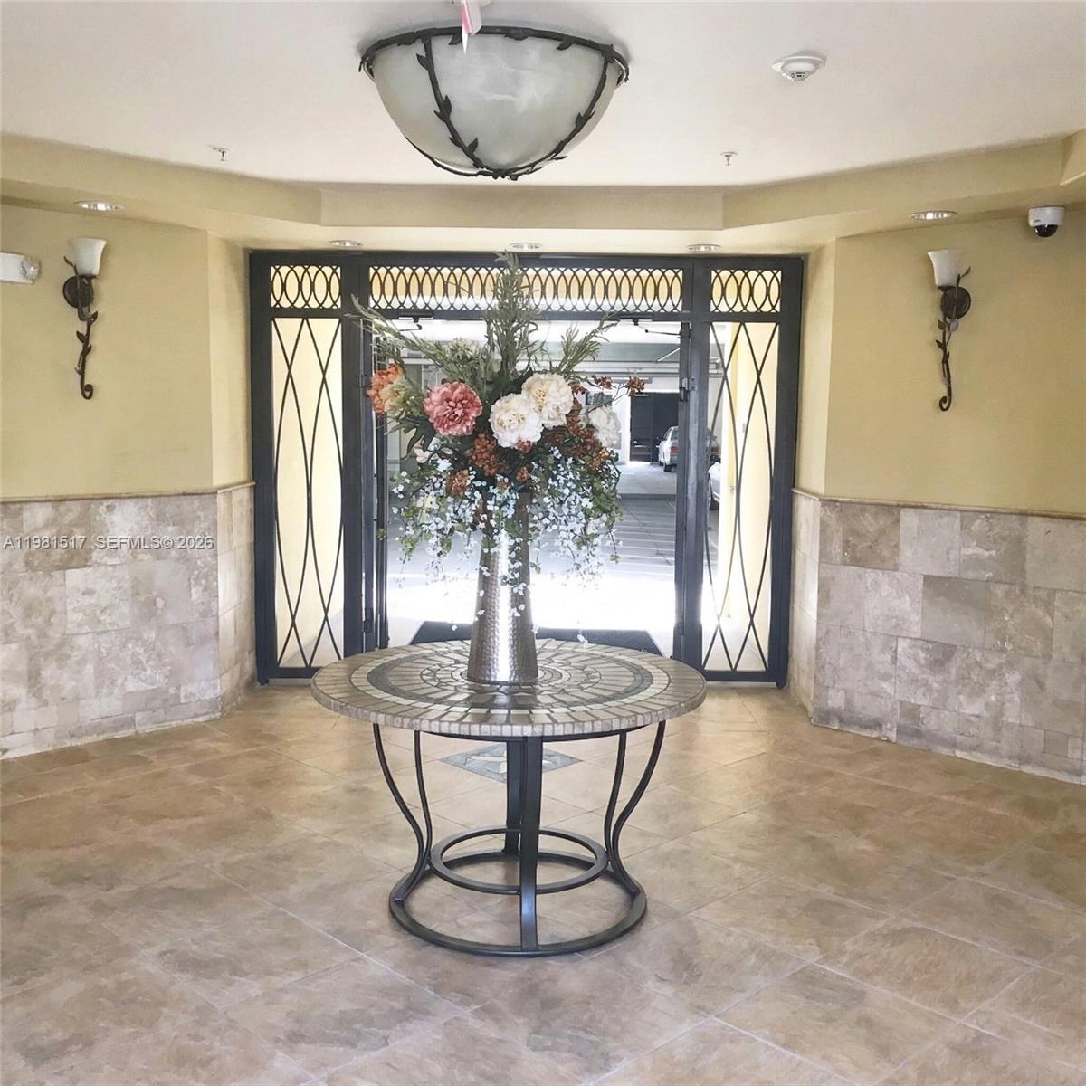 VILLA FLORA CONDO - Residential