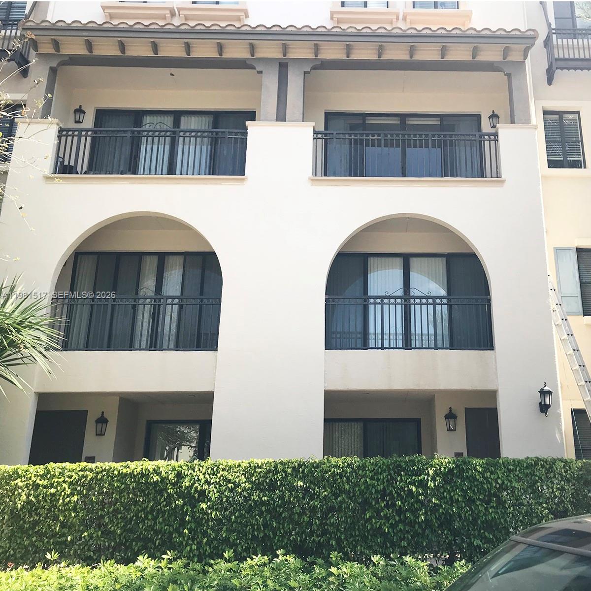 VILLA FLORA CONDO - Residential