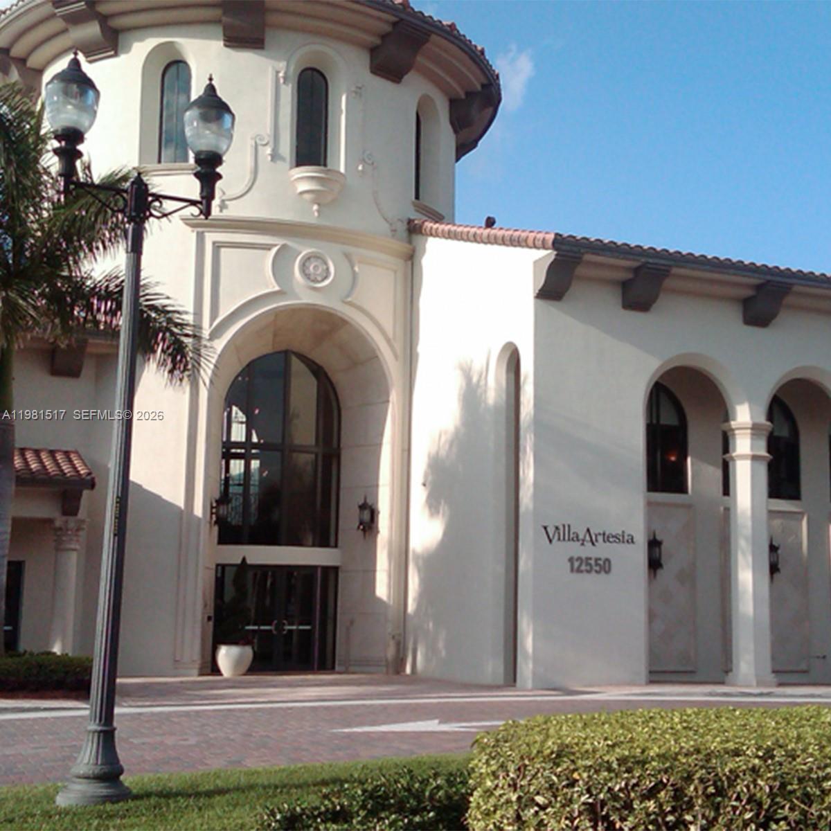 VILLA FLORA CONDO - Residential
