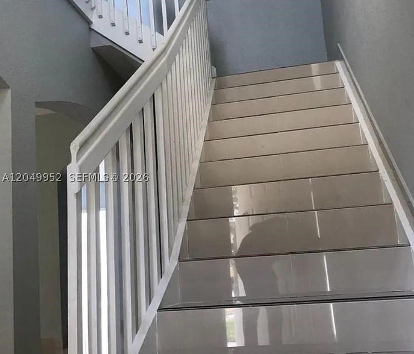 FLORIDIAN BAY ESTATES SOU - Residential