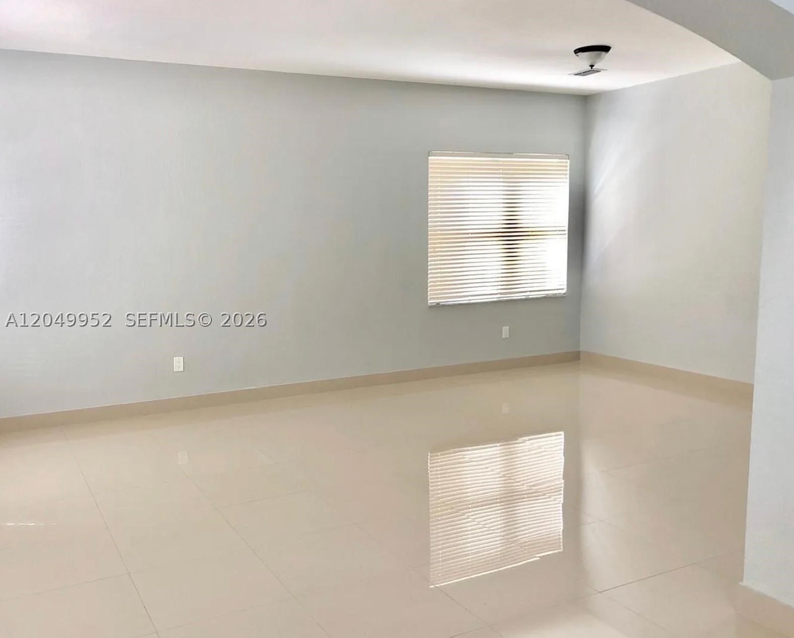 FLORIDIAN BAY ESTATES SOU - Residential