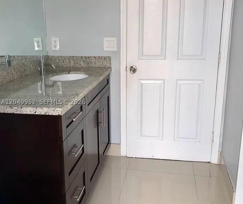 FLORIDIAN BAY ESTATES SOU - Residential