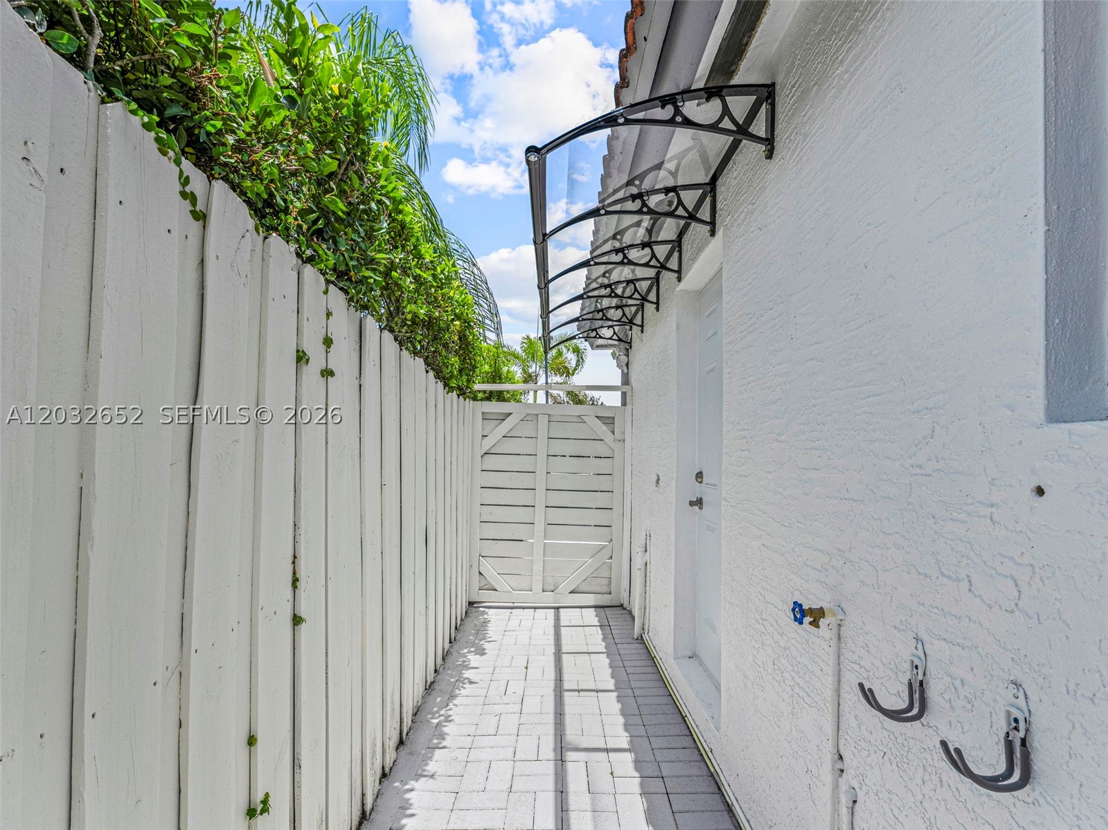 MILON VENTURE - Residential