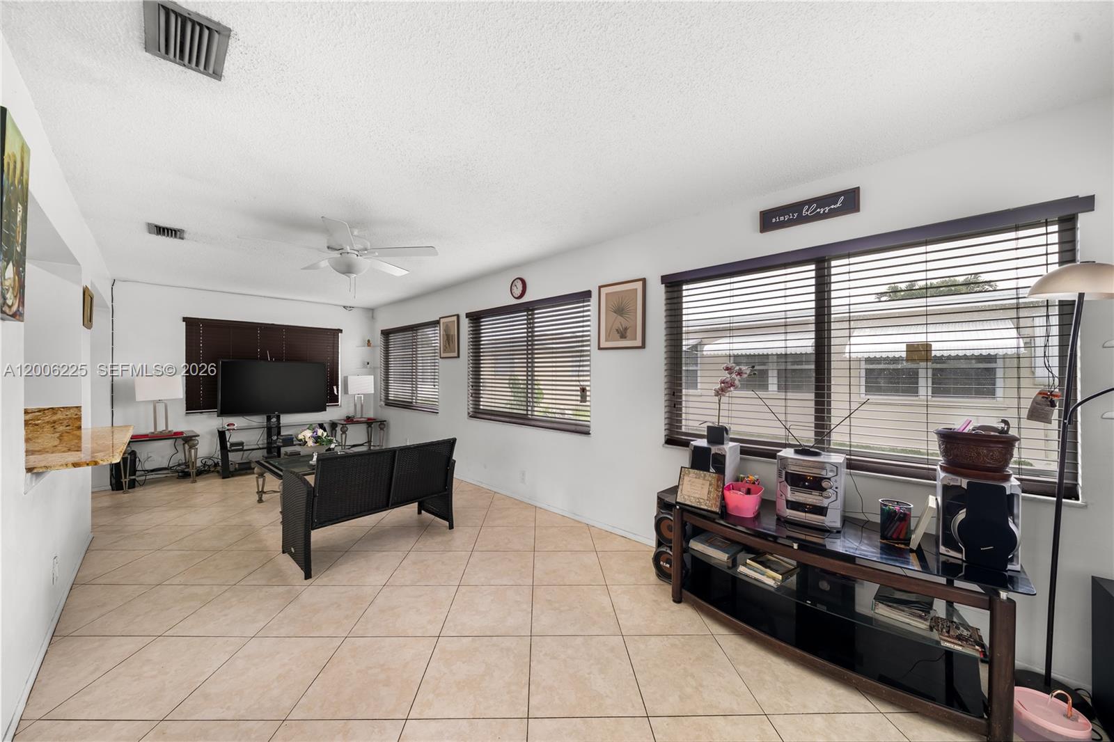 MAINLANDS OF TAMARAC LAKE - Residential