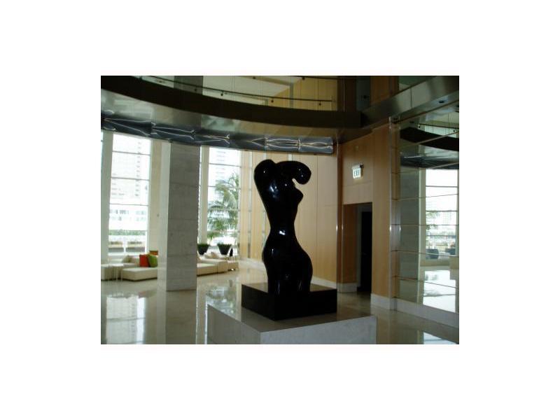 CARBONELL CONDO - Residential Lease