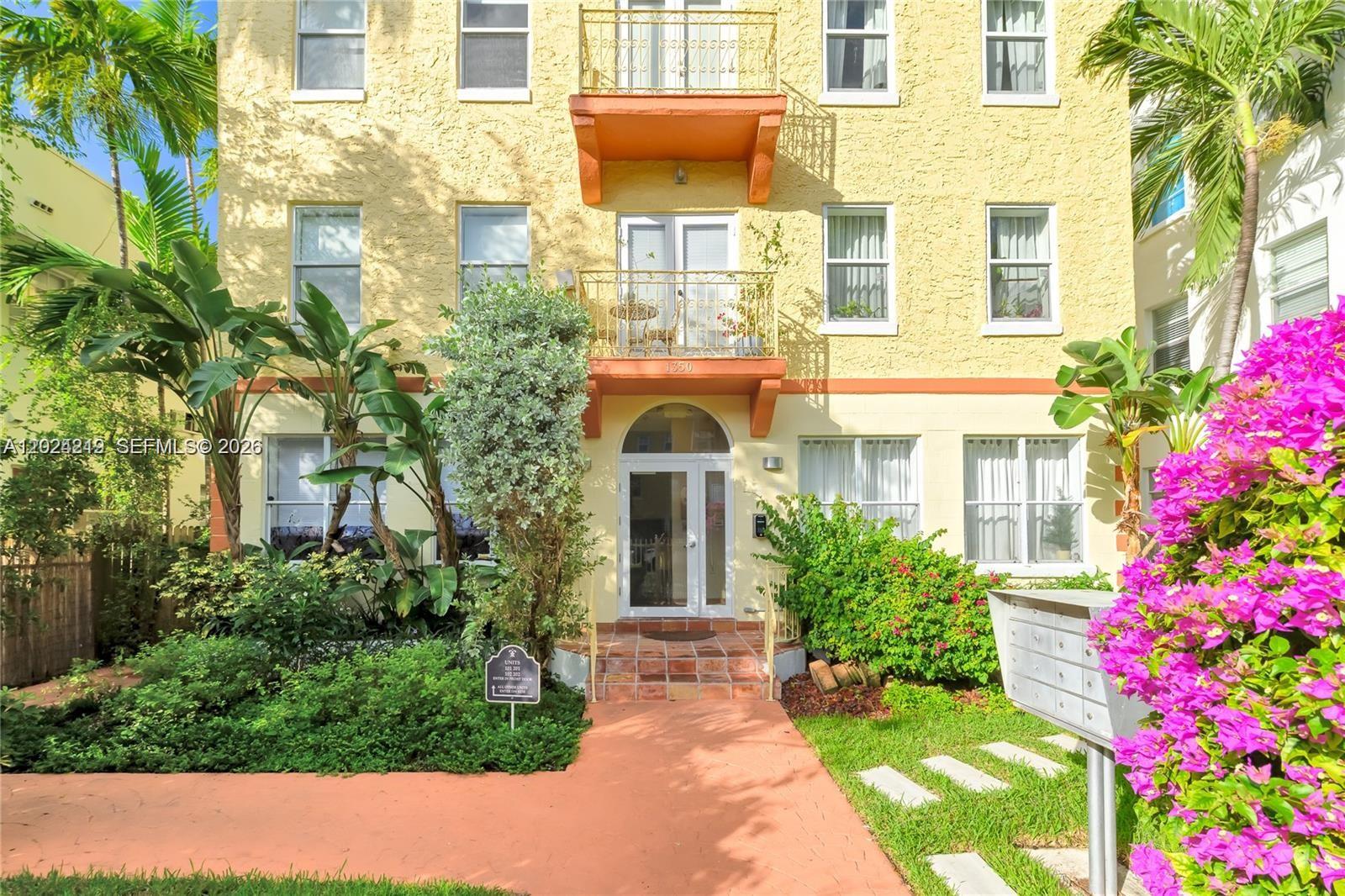 BRISTOL CONDO - Residential
