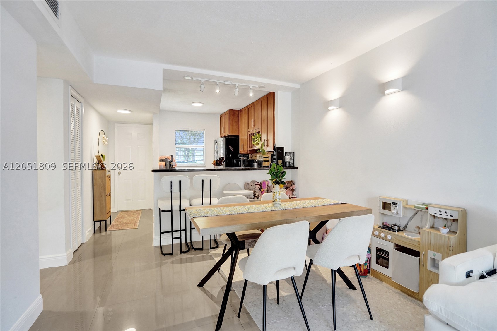 Sunwood Condo - Residential Lease