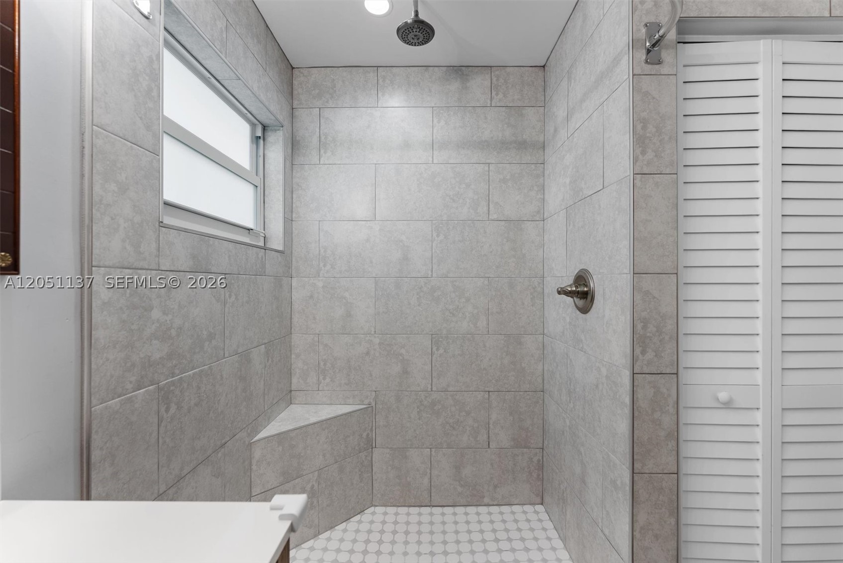 WAVERLY PLACE - Residential Lease