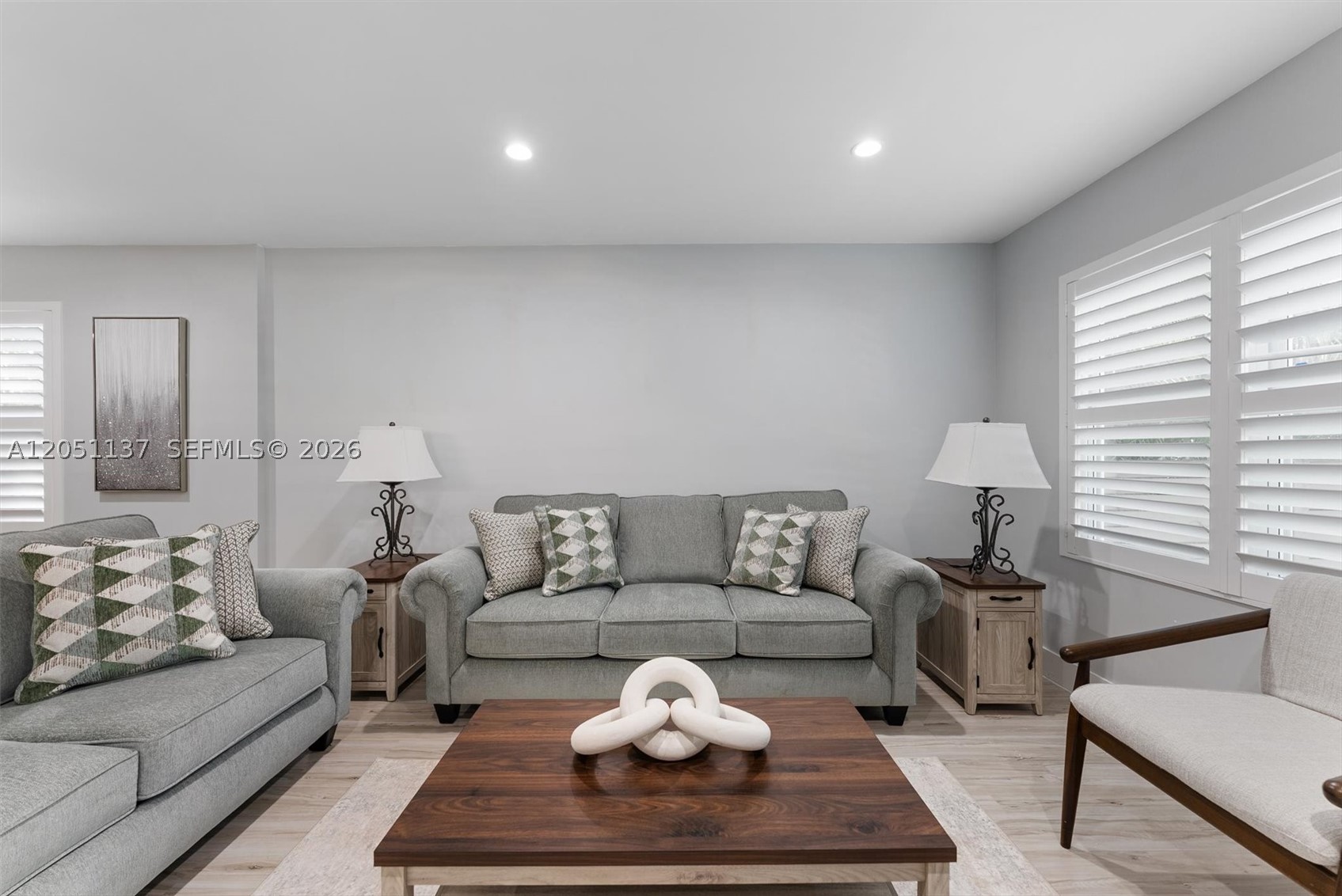 WAVERLY PLACE - Residential Lease