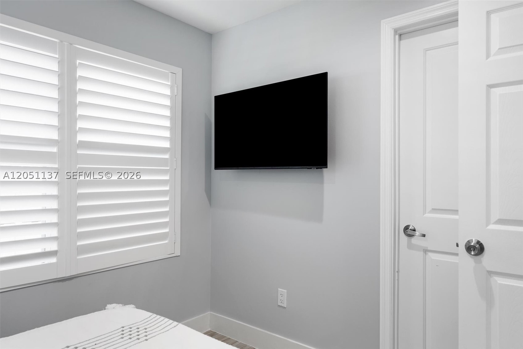 WAVERLY PLACE - Residential Lease