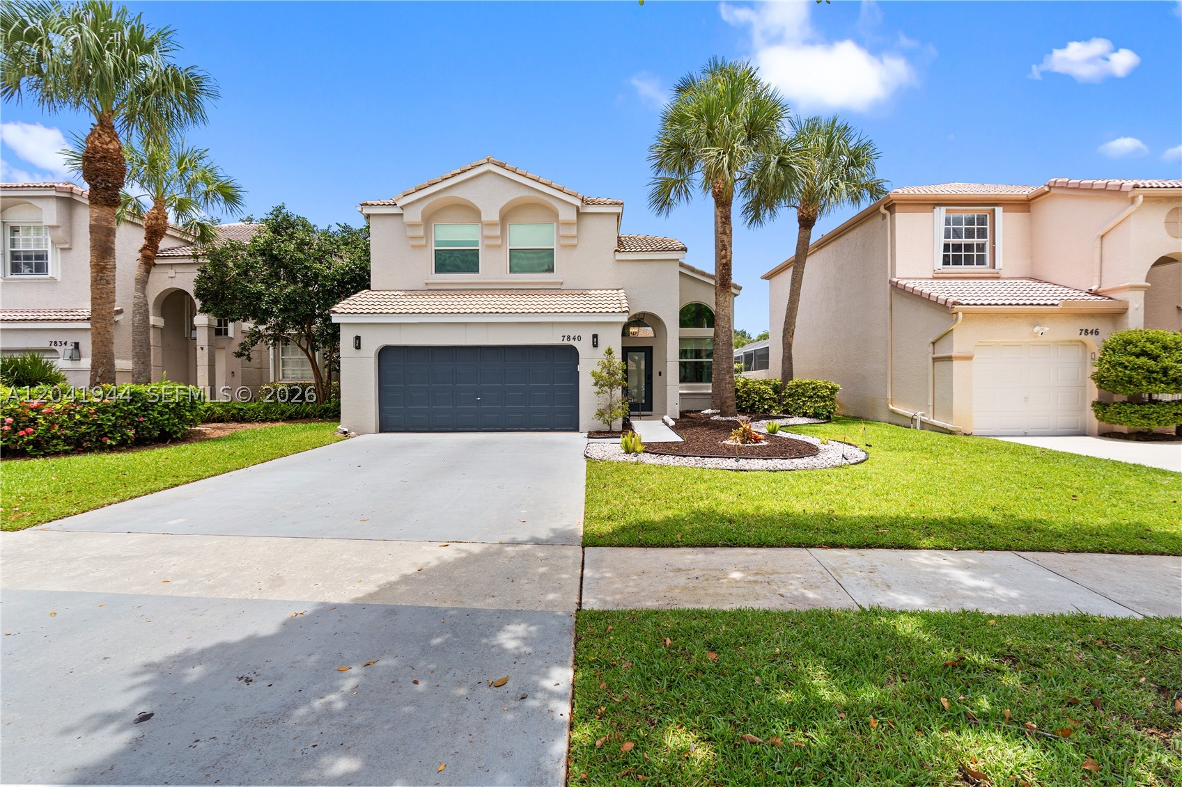 This single family house has no details left behind. Renovated kitchen and bathrooms, impact windows and doors, AC replaced less than 4 years ago, as well as the SS appliances. New stairs railing with wood and metal gives a  sophisticated and modern look to the living room. Huge backyard with enough room for a pool. Double car garage, with one half converted into anothe room, ideal for home office. The community offers controlled access, club house, pool, exercise room, tennis courts, community park, Maintenance fee includes internet and basic cable, landscaping, annual sidewalk pressure cleaning. 1 year rental restriction.