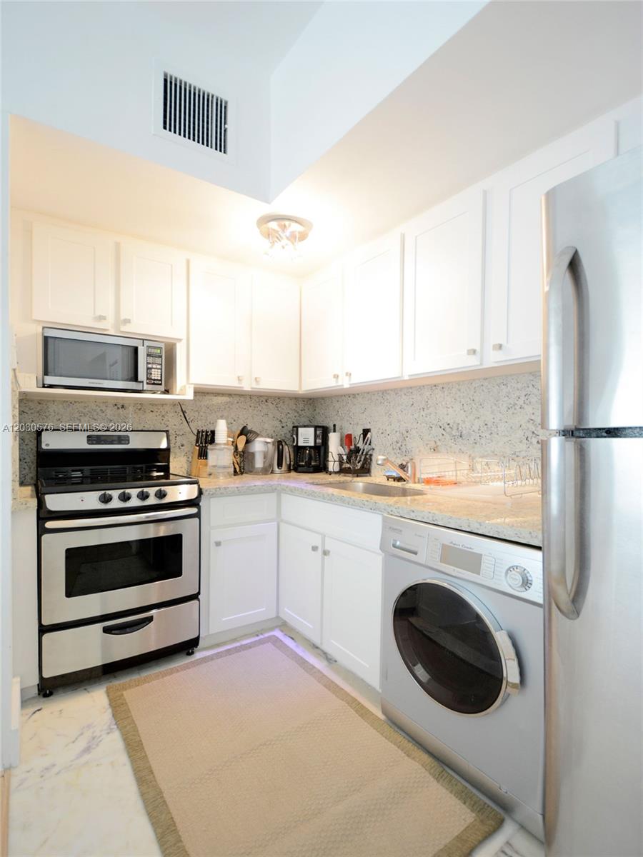 1342 DREXEL CONDO - Residential