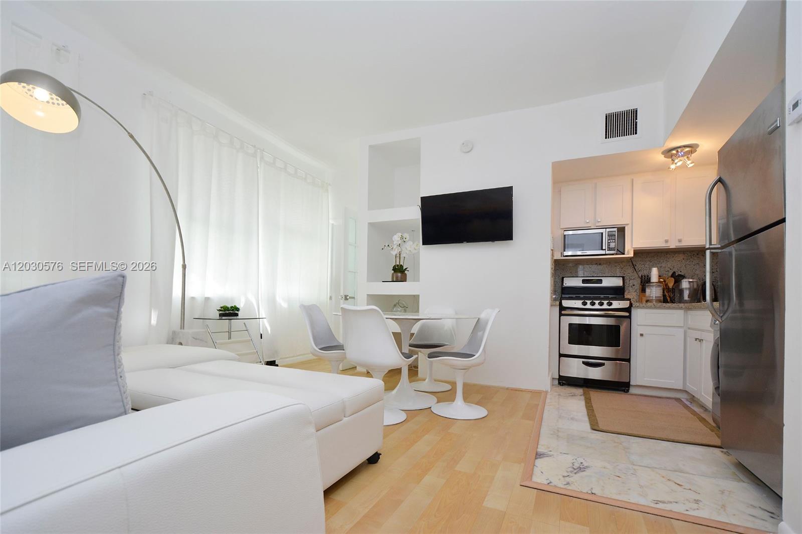 1342 DREXEL CONDO - Residential