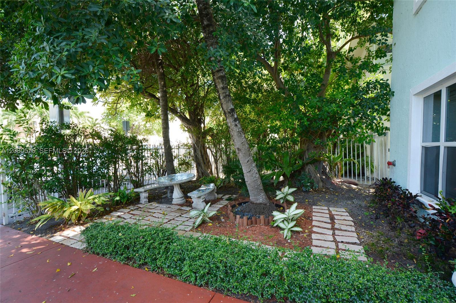 1342 DREXEL CONDO - Residential