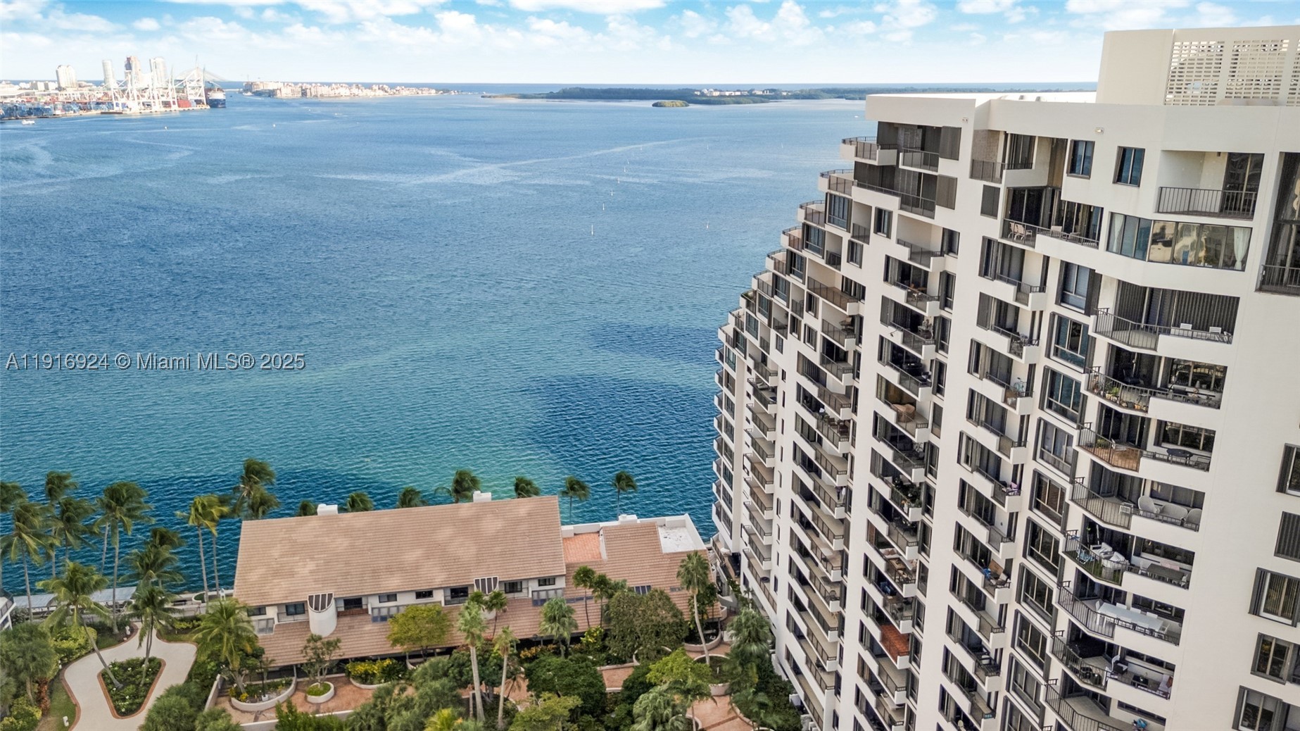 Brickell Key One - Residential