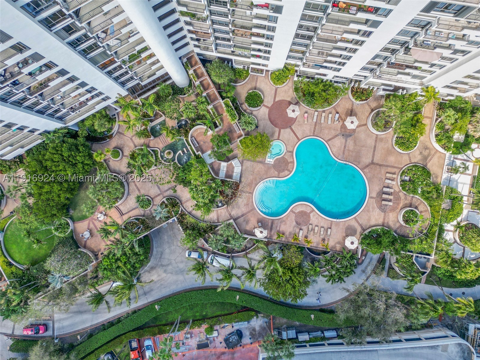 Brickell Key One - Residential