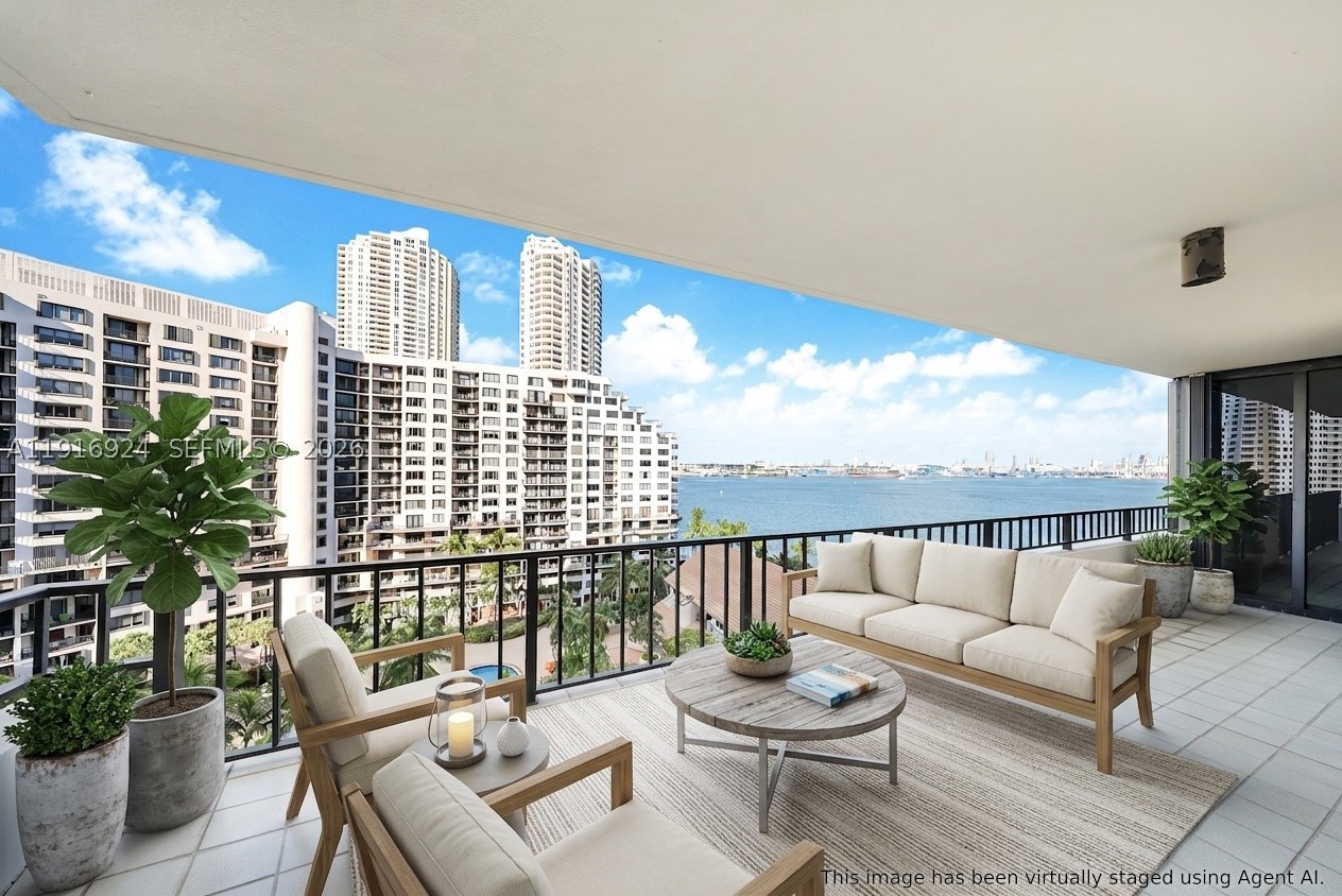 Brickell Key One - Residential