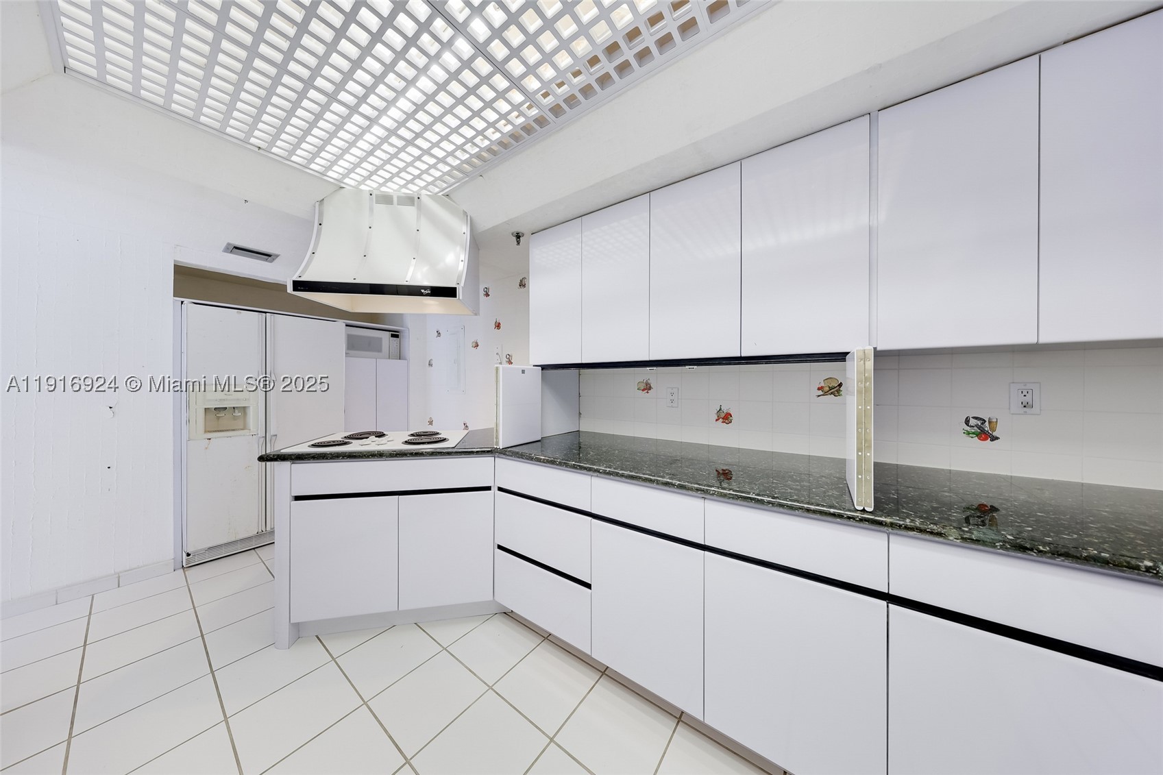 Brickell Key One - Residential