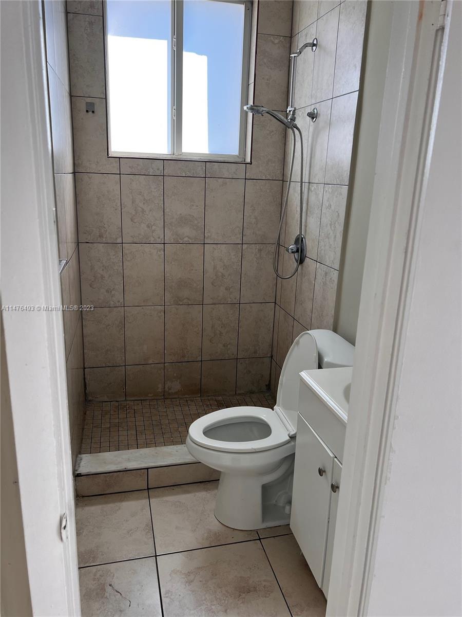 PORTLAND PLACE - Residential Lease