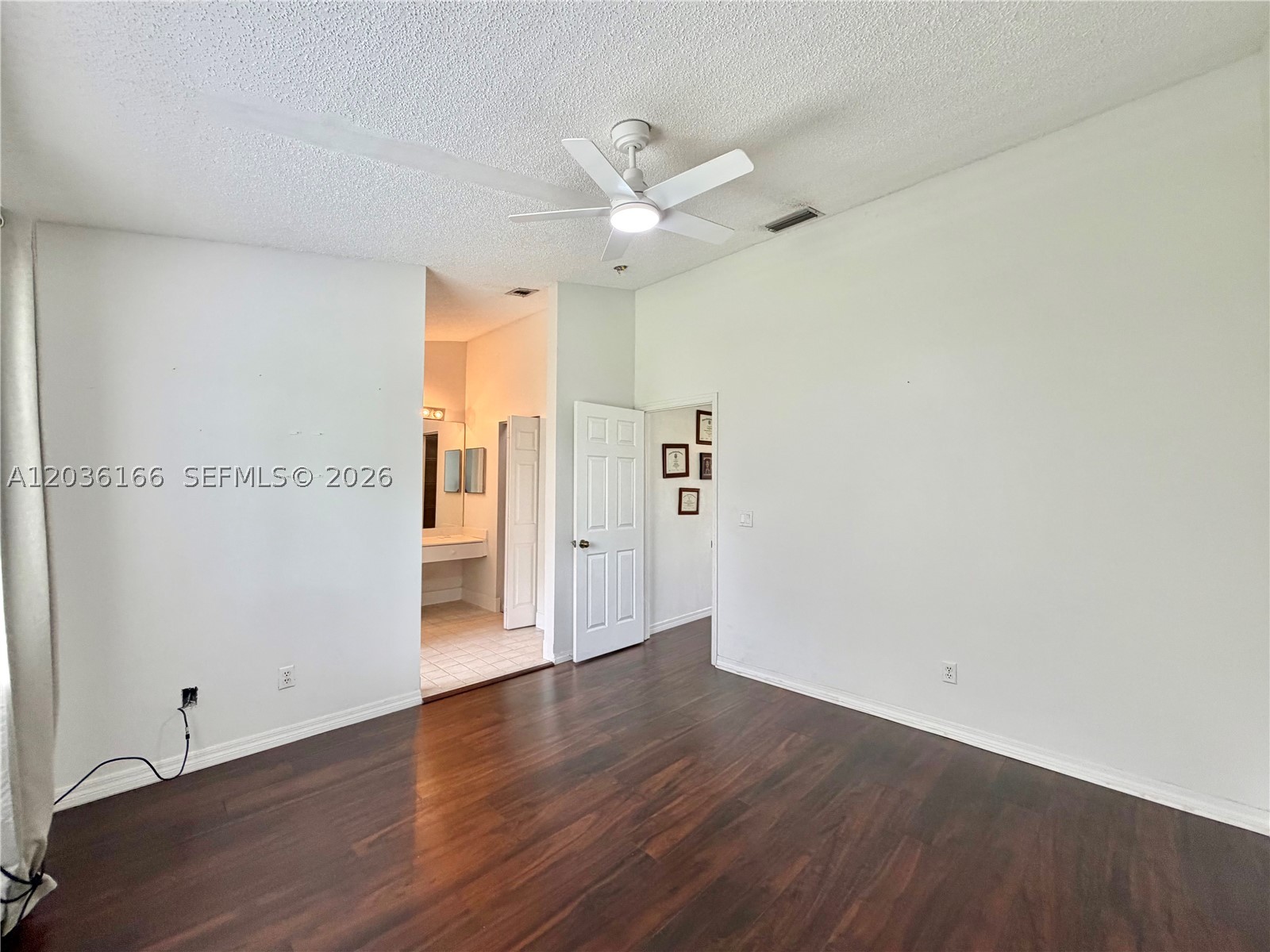 CHAPEL TRAIL II - Residential