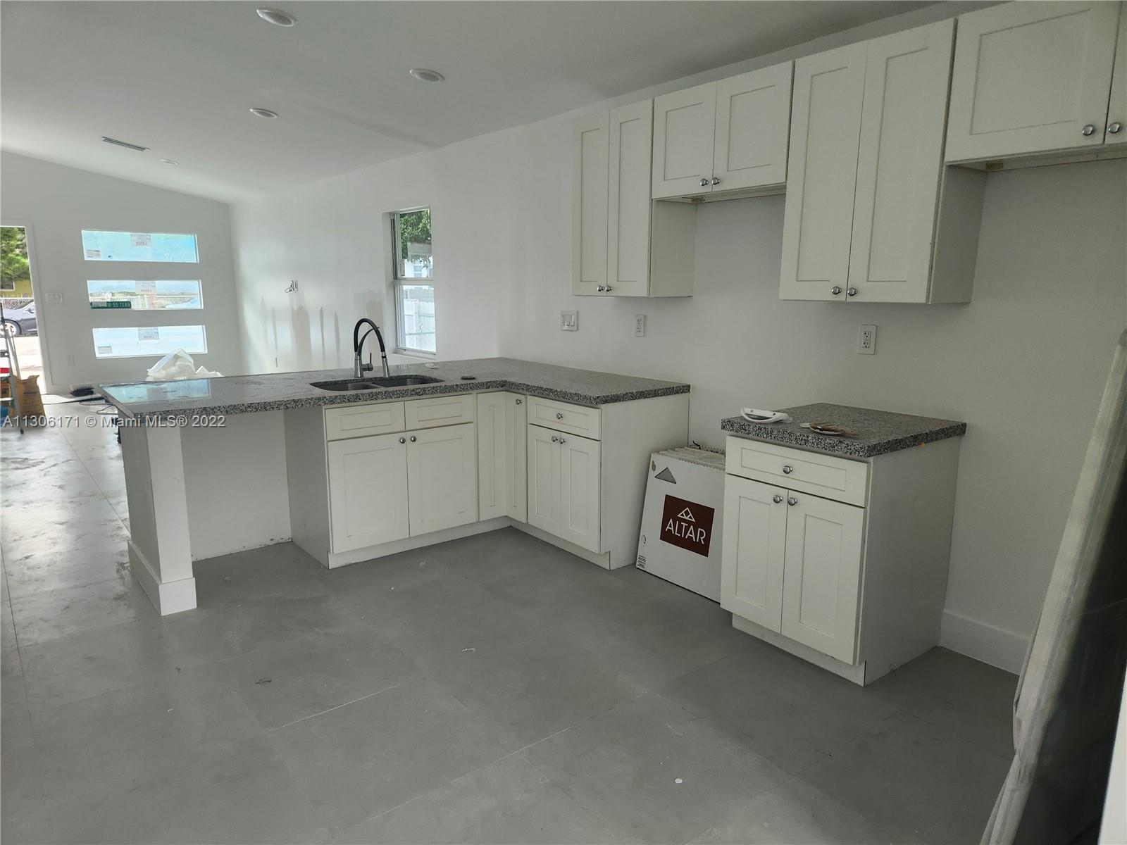 HIGH RIDGE PARK - Residential