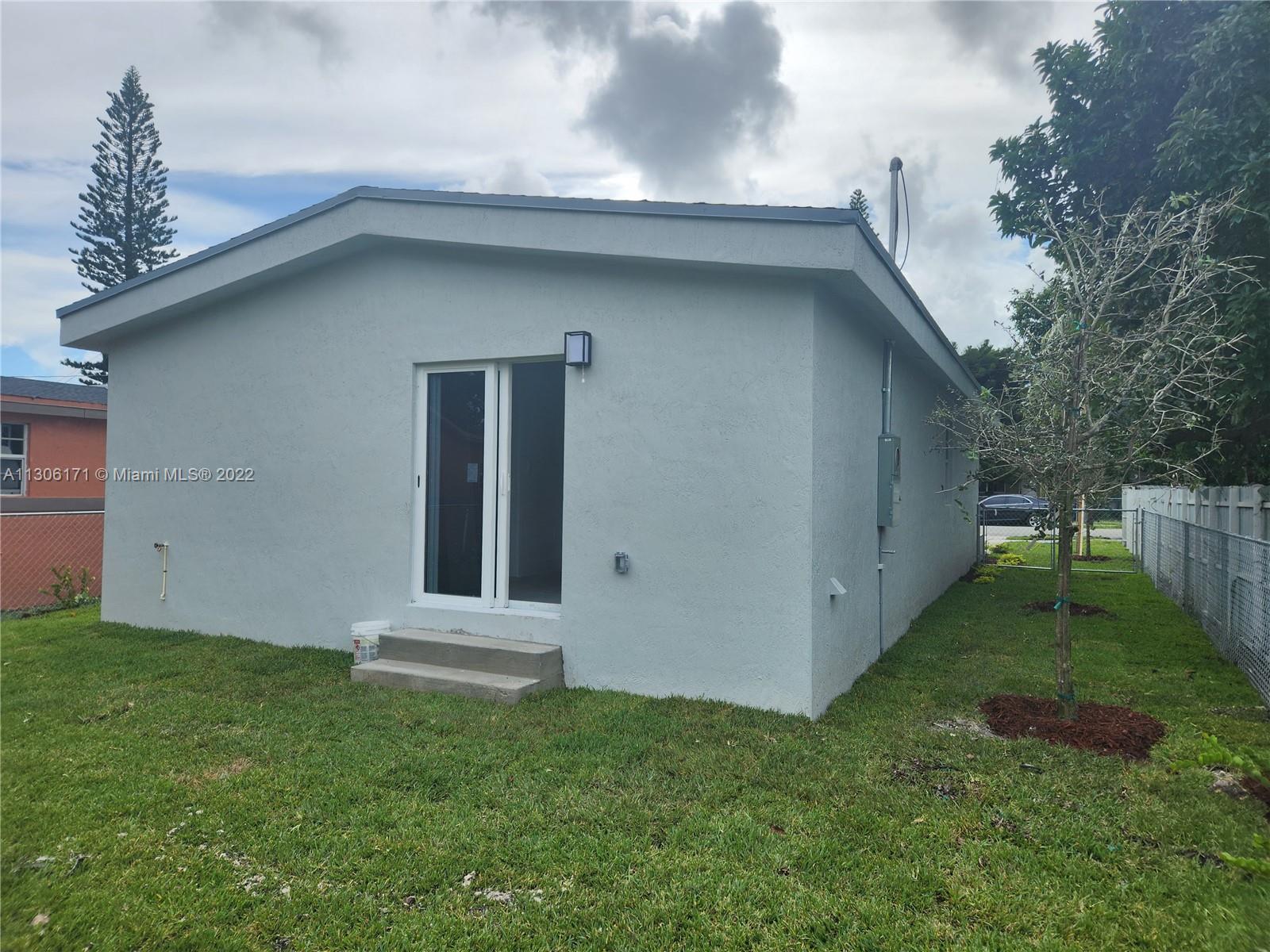 HIGH RIDGE PARK - Residential