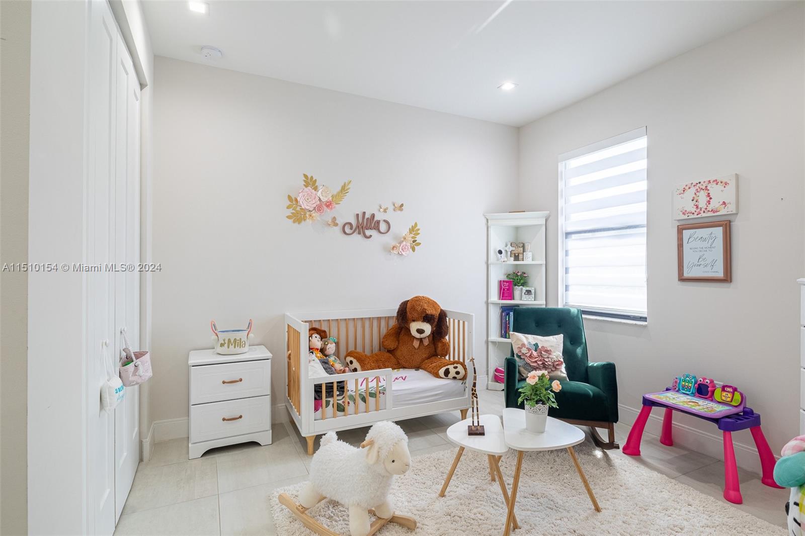 DOWNTOWN DORAL SOUTH PHAS - Residential