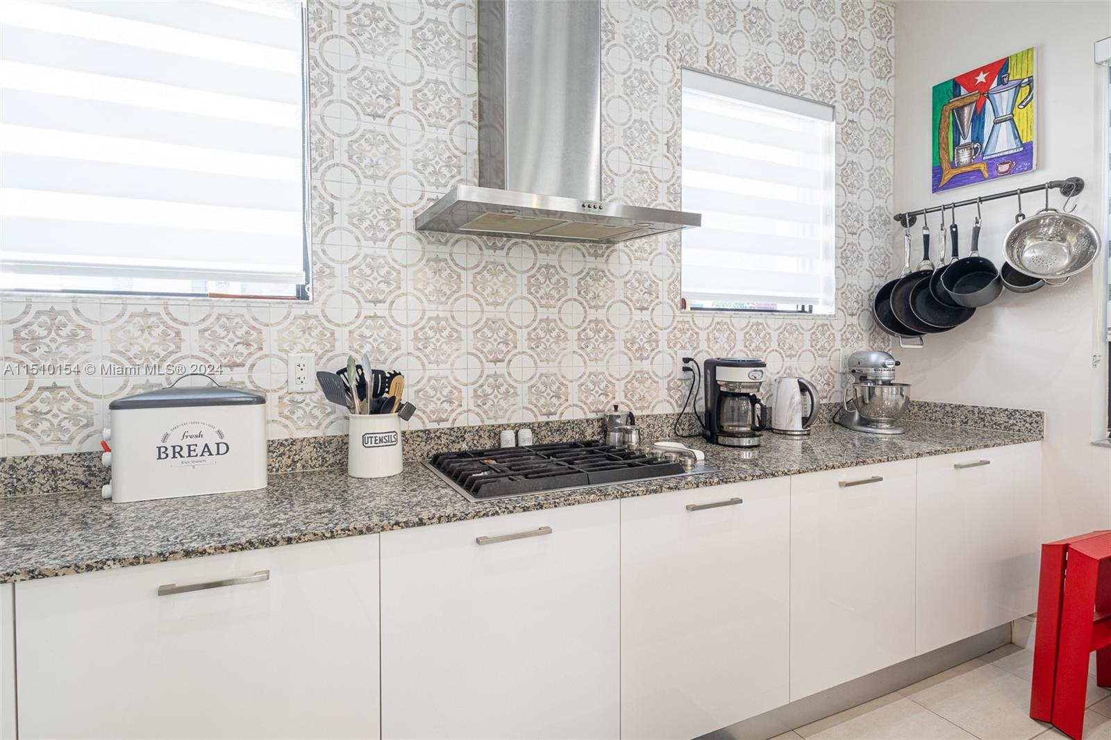 DOWNTOWN DORAL SOUTH PHAS - Residential