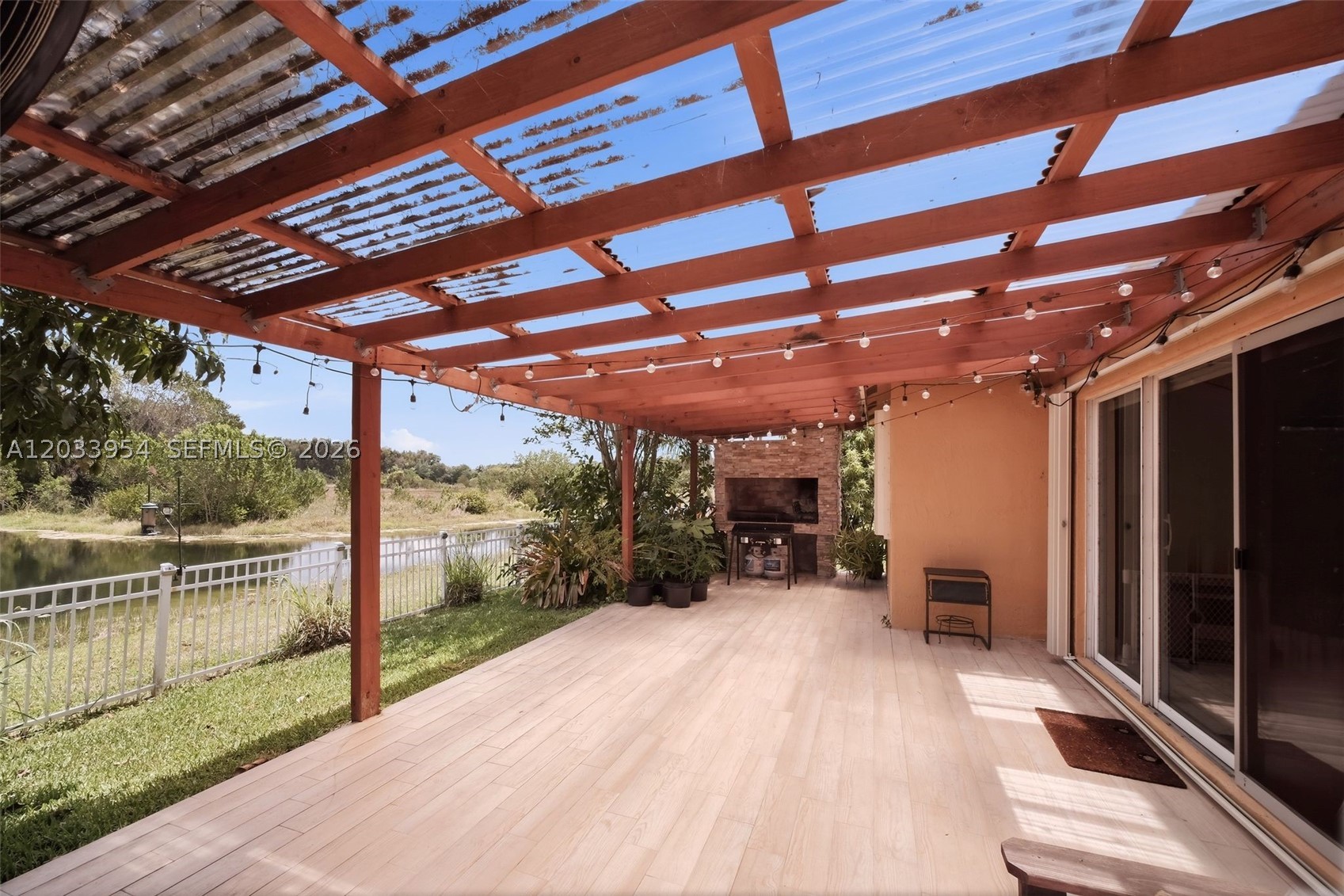 PEMBROKE SPRINGS PLAT - Residential Lease