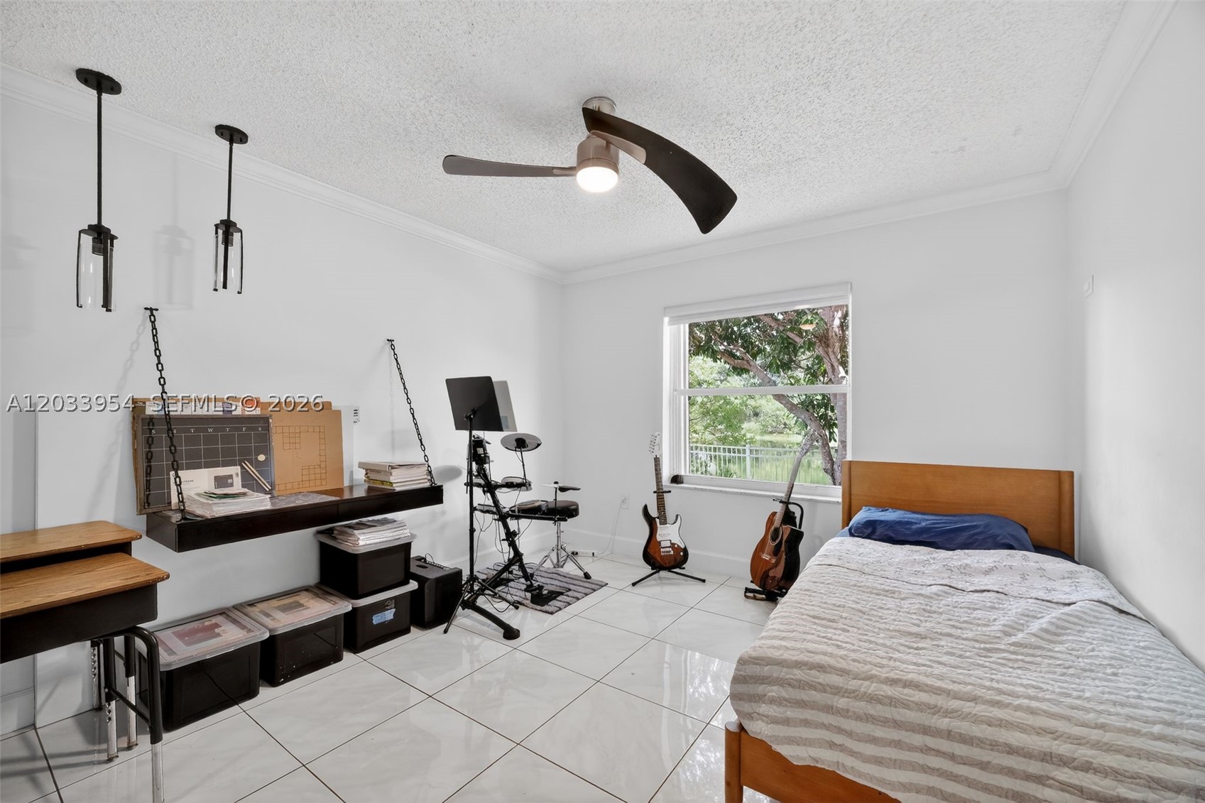 PEMBROKE SPRINGS PLAT - Residential Lease