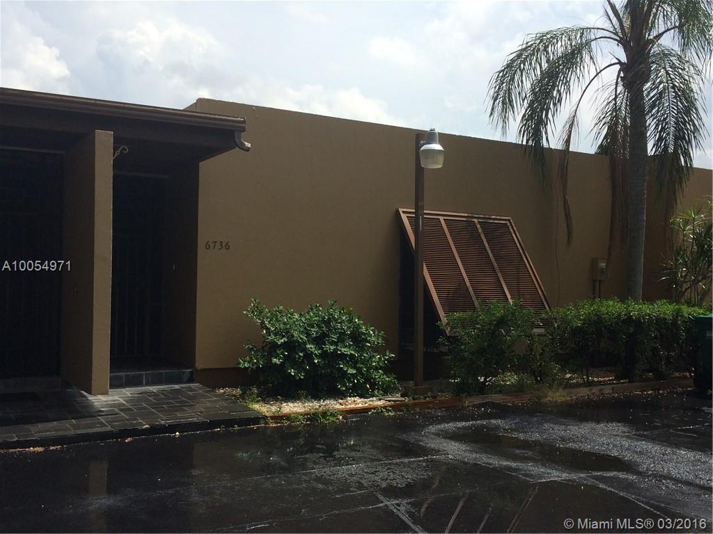 Miami Lakes Loch Lomond E - Residential Lease