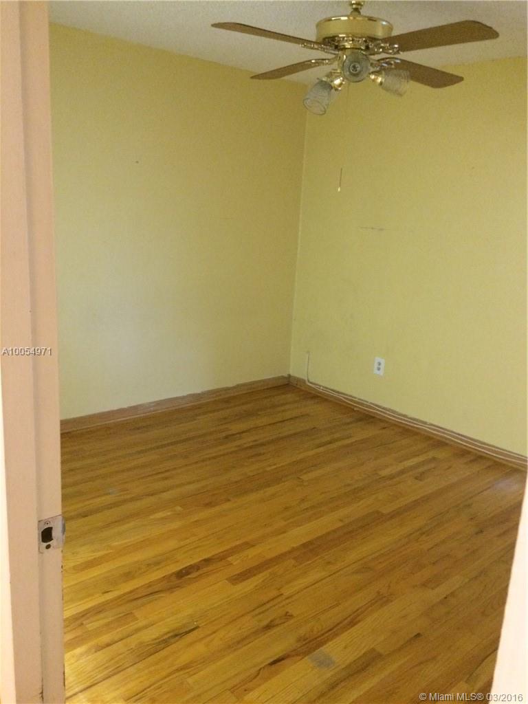 Miami Lakes Loch Lomond E - Residential Lease