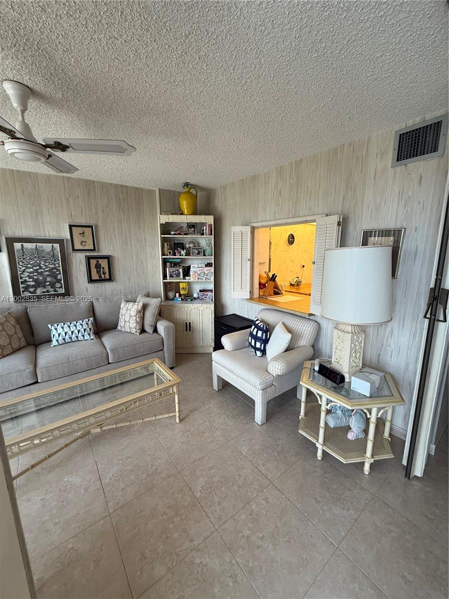 OCEANVIEW PARK CONDO - Residential
