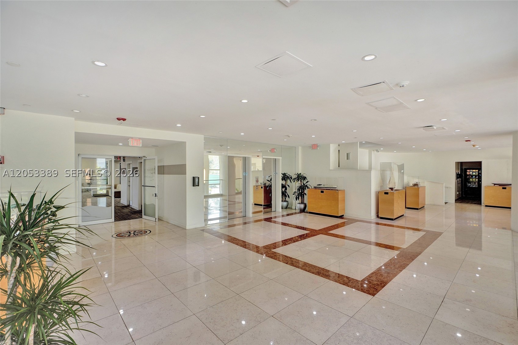 ISLAND POINTE CONDO - Residential Lease