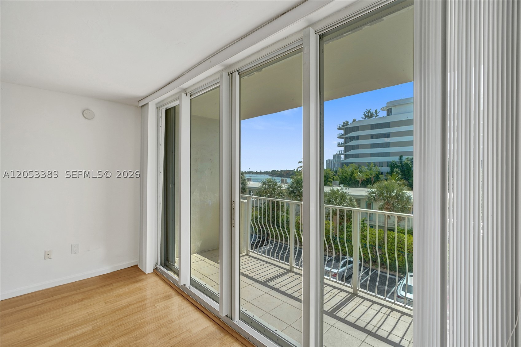 ISLAND POINTE CONDO - Residential Lease