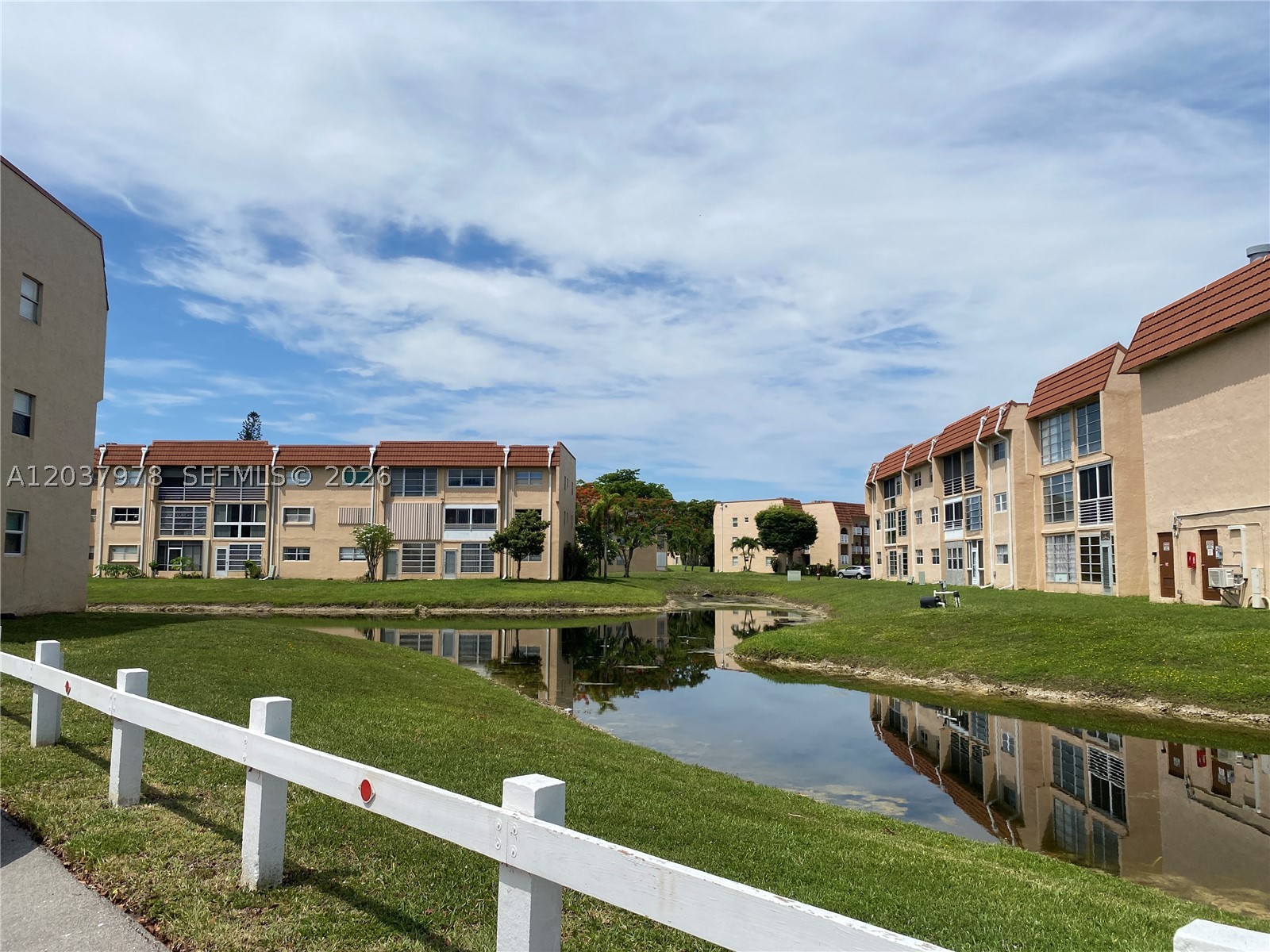 SUNRISE LAKES 83 CONDO - Residential