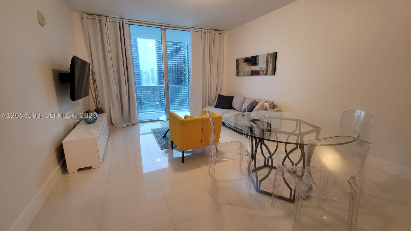 THE AXIS ON BRICKELL II C - Residential Lease