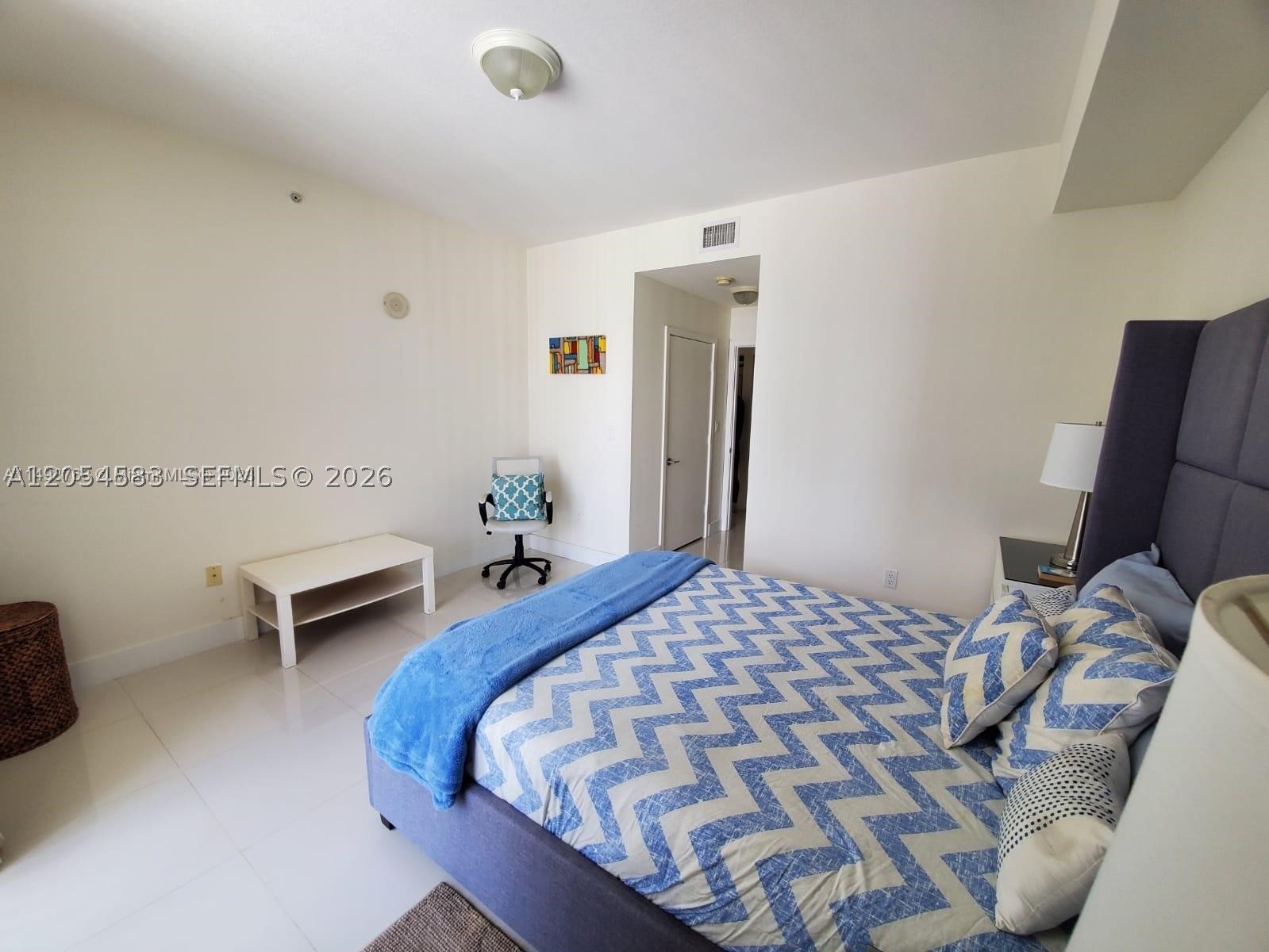 THE AXIS ON BRICKELL II C - Residential Lease
