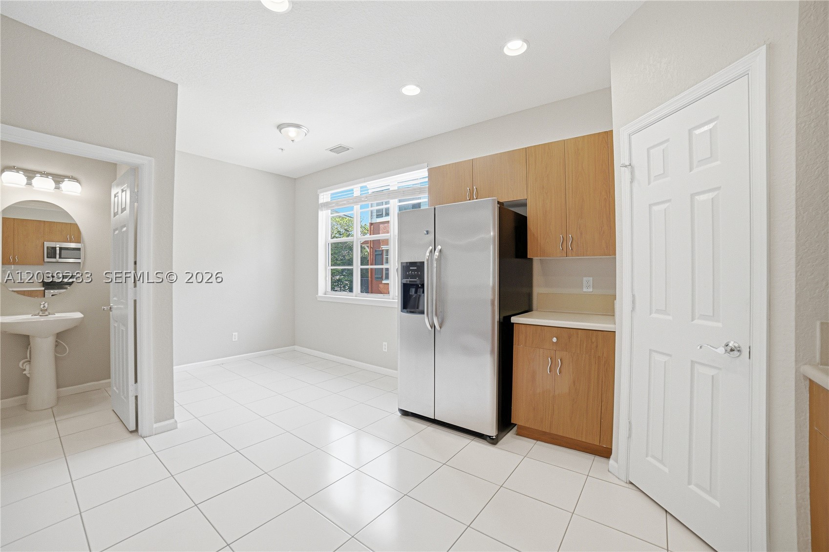 GREENWICH - Residential